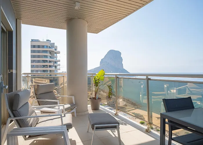 Penthouse Vista Bella By Theka Services Apartment